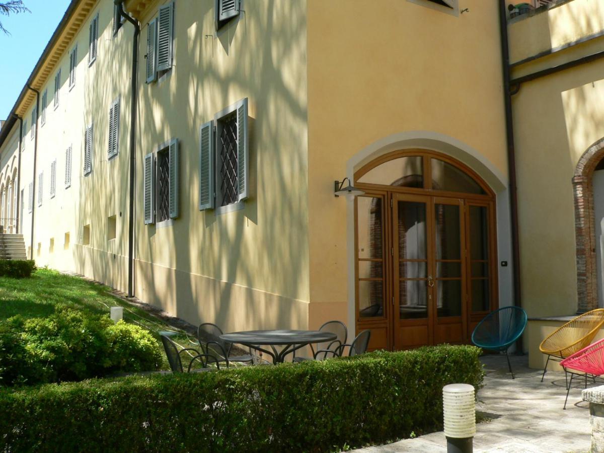 Вилла Residenza Le Cicogne Пистойя Экстерьер фото