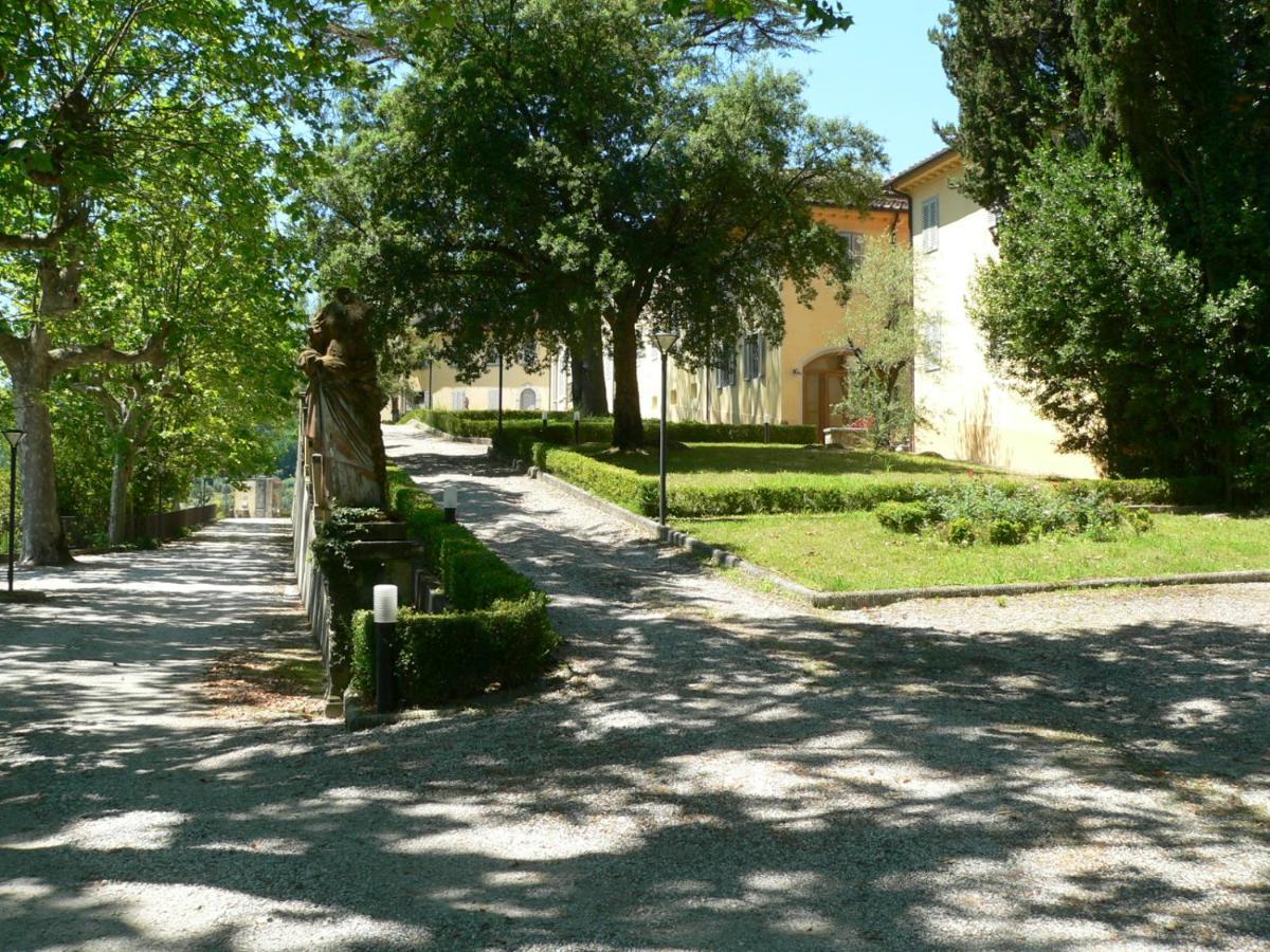Вилла Residenza Le Cicogne Пистойя Экстерьер фото